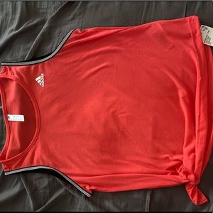 workout tank top 🧘🏼‍♀️ ADIDAS